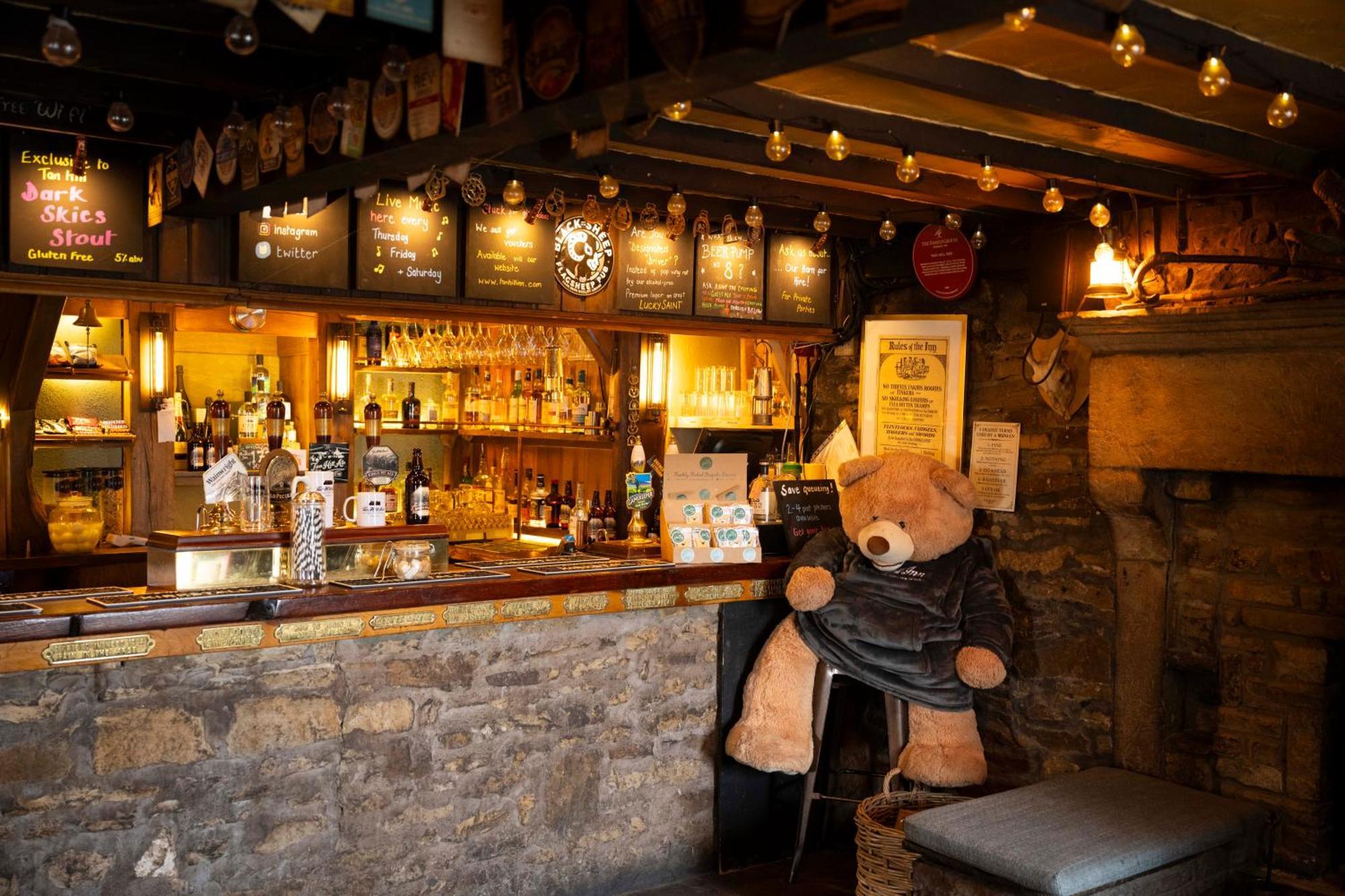 The Tan Hill Inn Keld Exterior photo